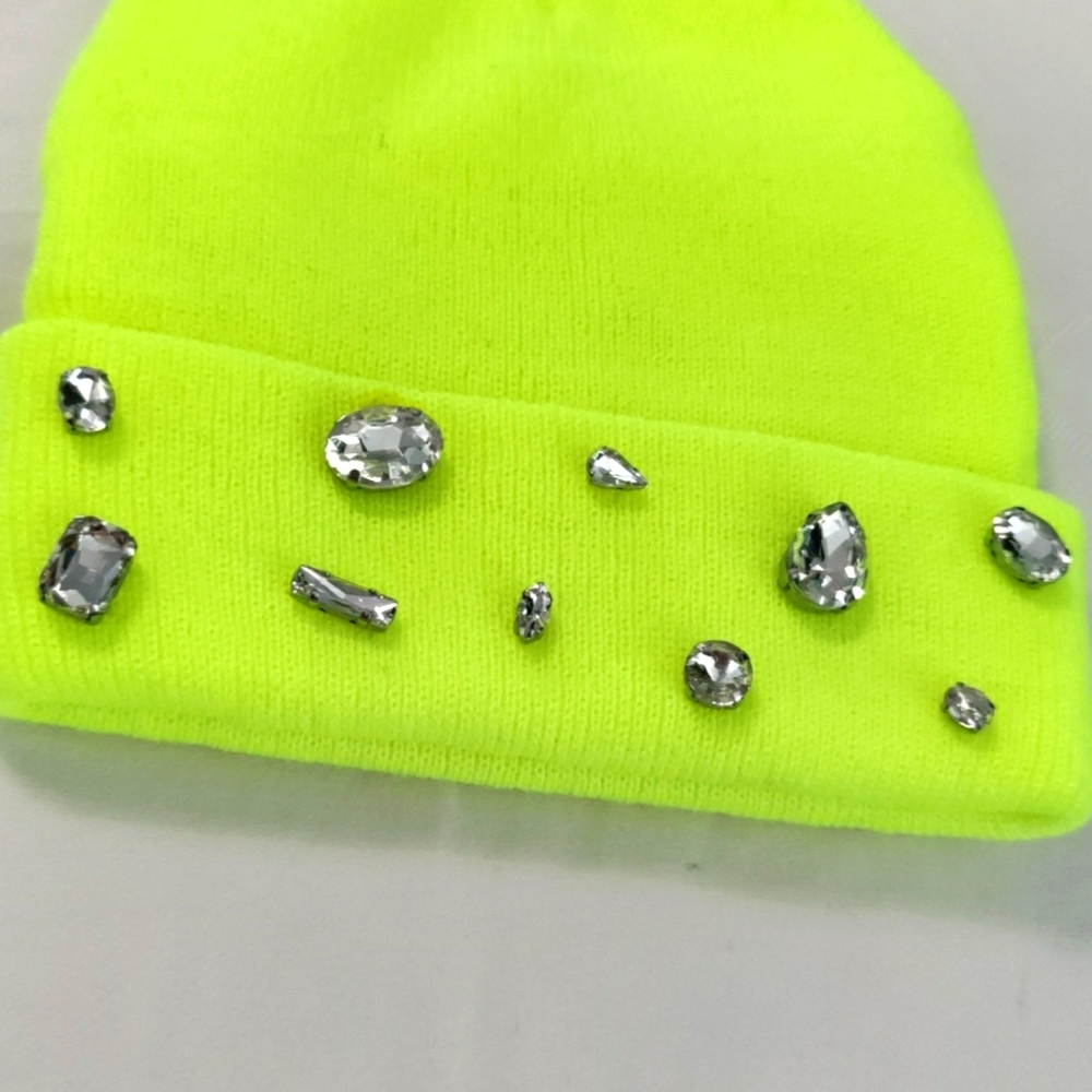 Neon Rhinestone beanie - Picture 3 of 5